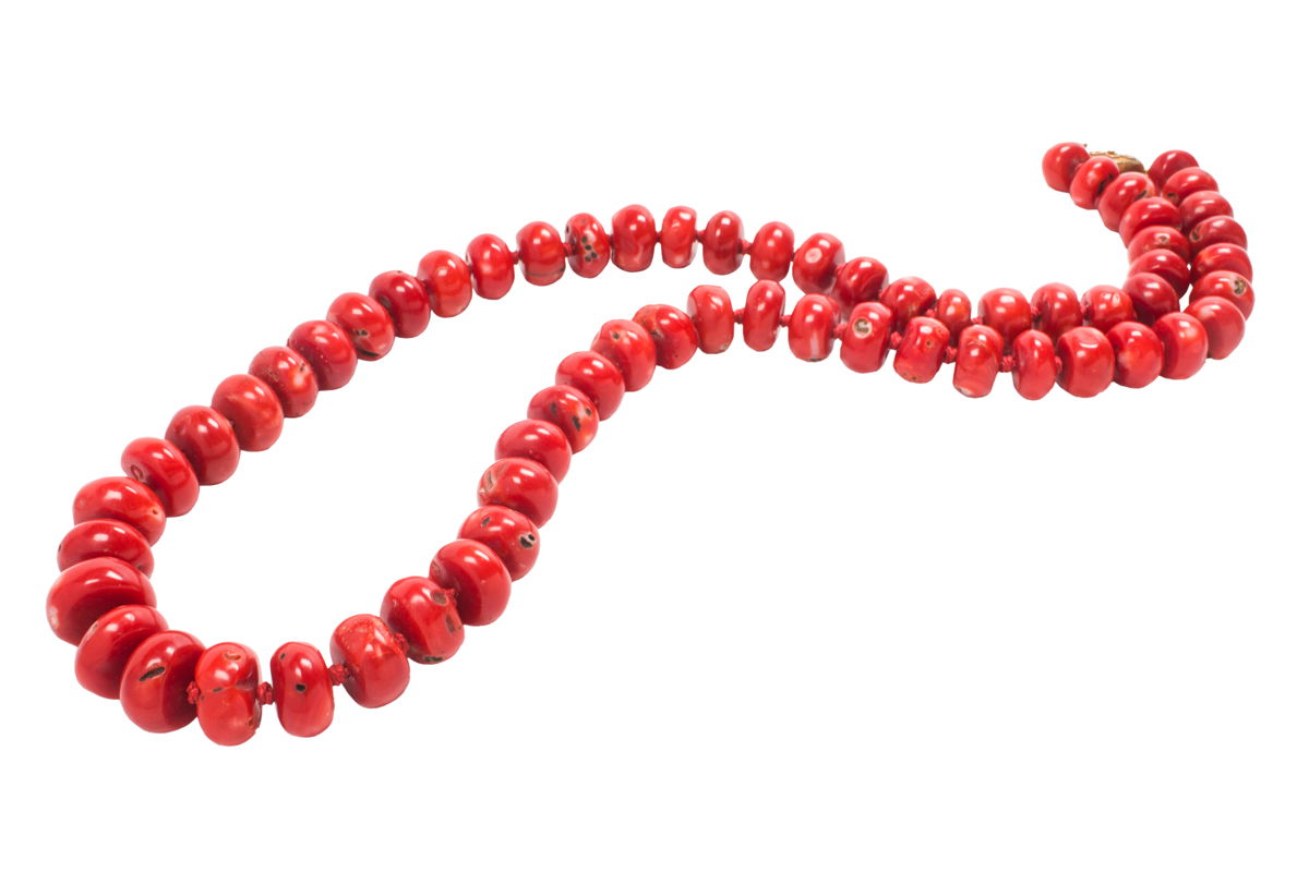 Naomi Lindstrom: Worldwide Beads & Tribal Art preview
