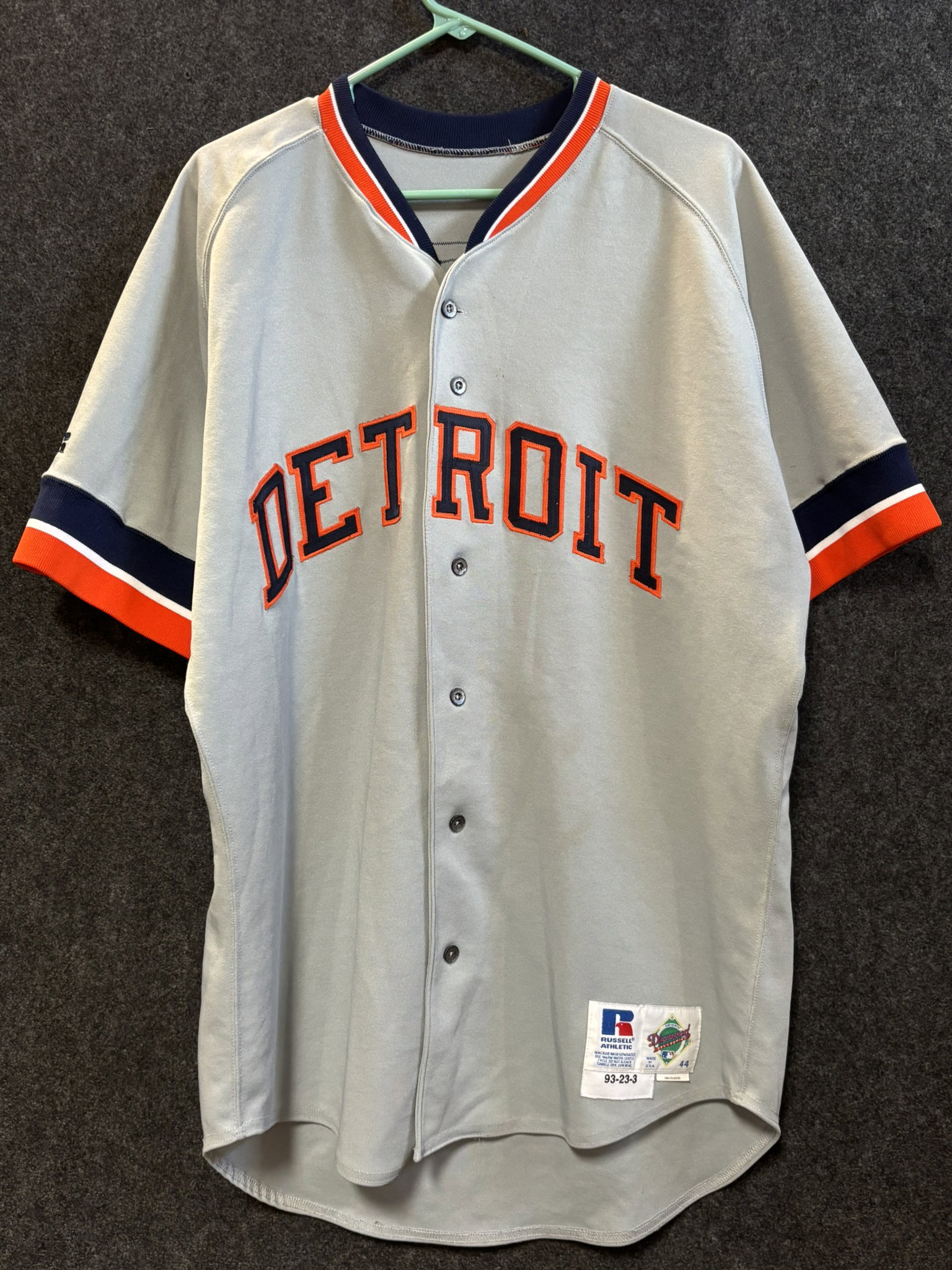Sports Cards, Autographs & Memorabilia preview
