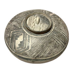 Anasazi Mesa Verde Black-on-White Kiva Jar with Lid, Ca 1100 - 1280