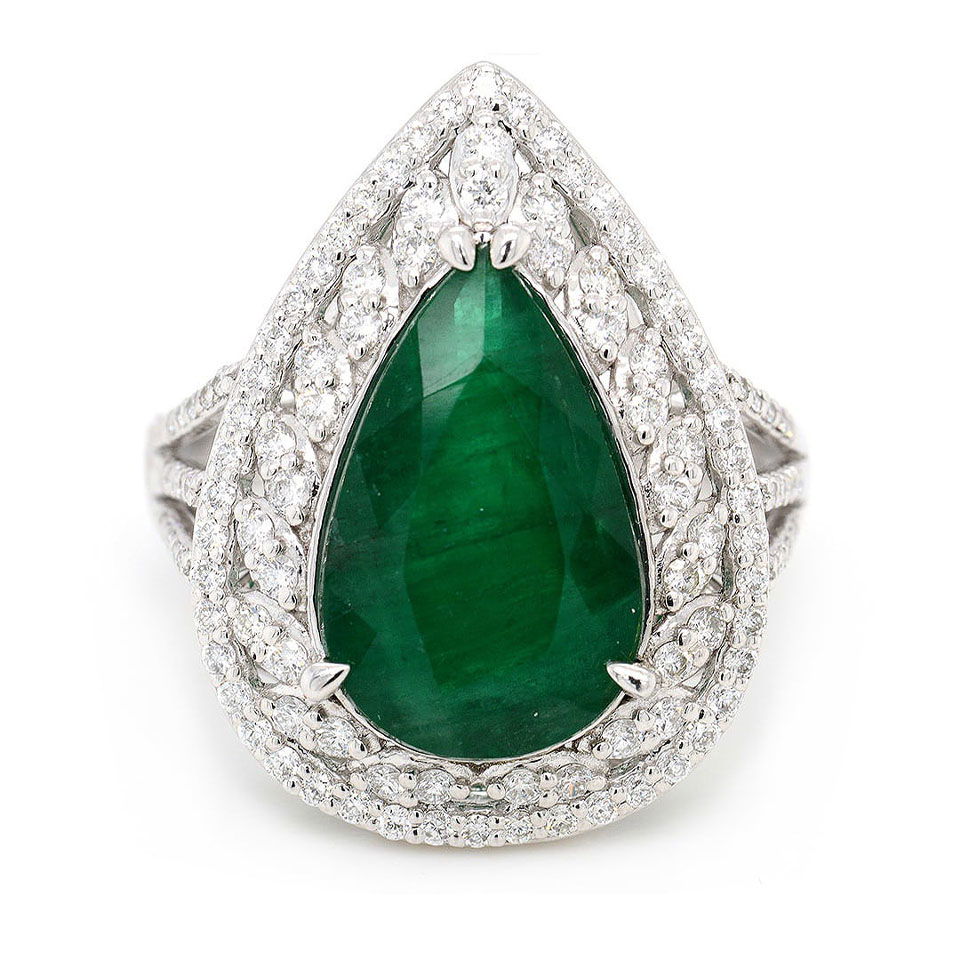 Platinum Ladies Ring with 4.03ct GIA Certified Emerald and 0.77ct tw Adjacent Diamonds