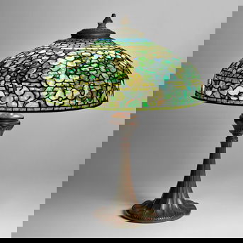 Tiffany Studios (1885-1930) 'Dogwood' Table Lamp