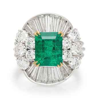 Colombian Emerald, Diamond, and White Gold Ring