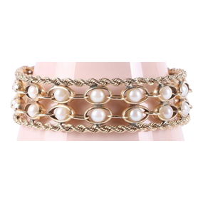 14K Yellow Gold Ladies Bracelet with 28 Round Pearls