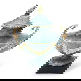 Large Size Wedgwood & Bentley Porphyry Vase and Cover, England, c. 1775